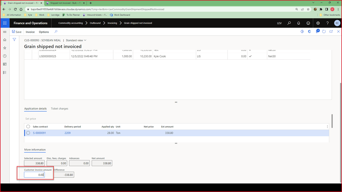 Grain shipped not invoiced page in Finance and Operations. Customer invoice amount is 0.00 and is circled in red.